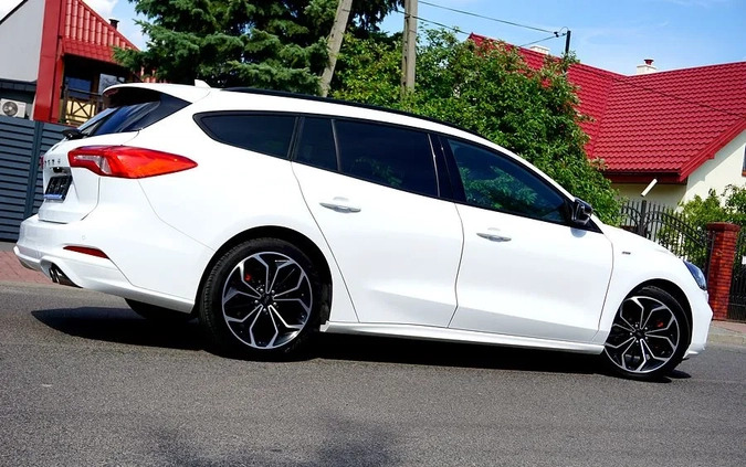 Ford Focus cena 71700 przebieg: 160000, rok produkcji 2019 z Płock małe 781